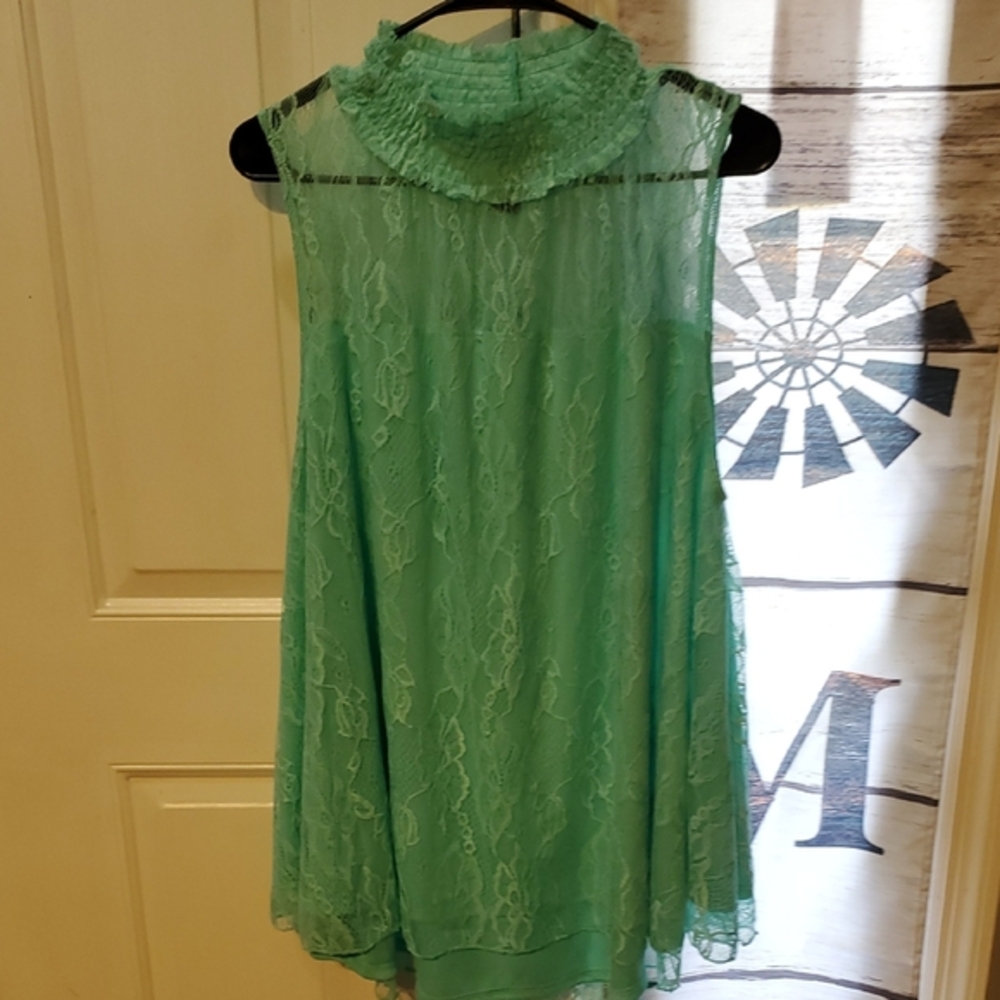 Kate & Mallory Green Lace Blouse
